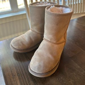 Kids Uggs Size 13
